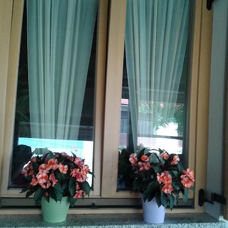 Villa Turisticna Kmetija Pri Pozarju Knezak Esterno foto