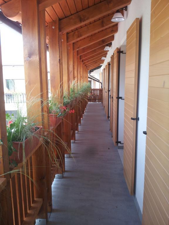 Villa Turisticna Kmetija Pri Pozarju Knezak Camera foto